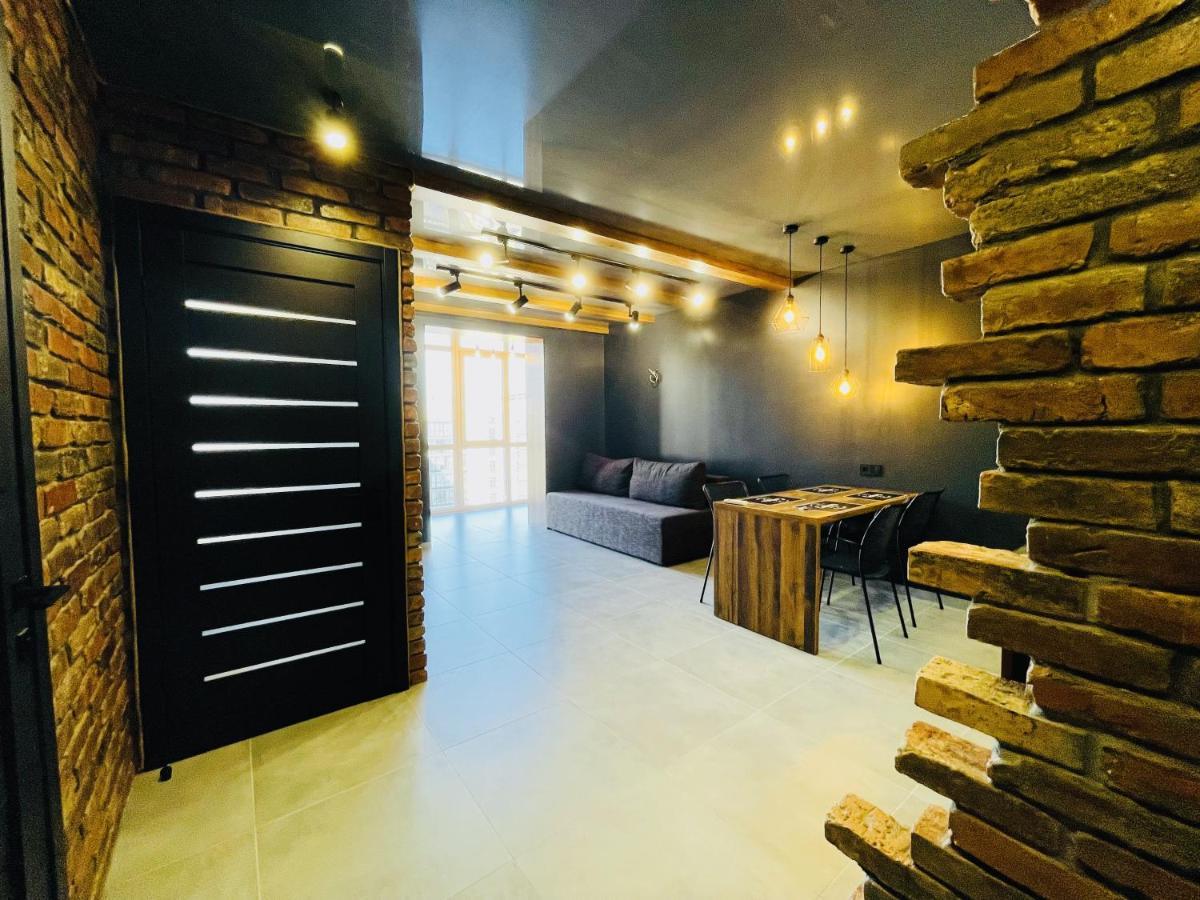 Loft В River Park З Джакузі Dnipro Exterior photo